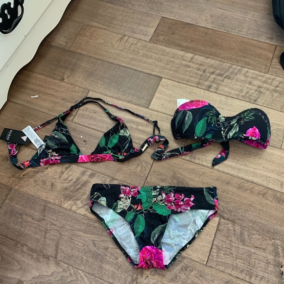 Guess bikini